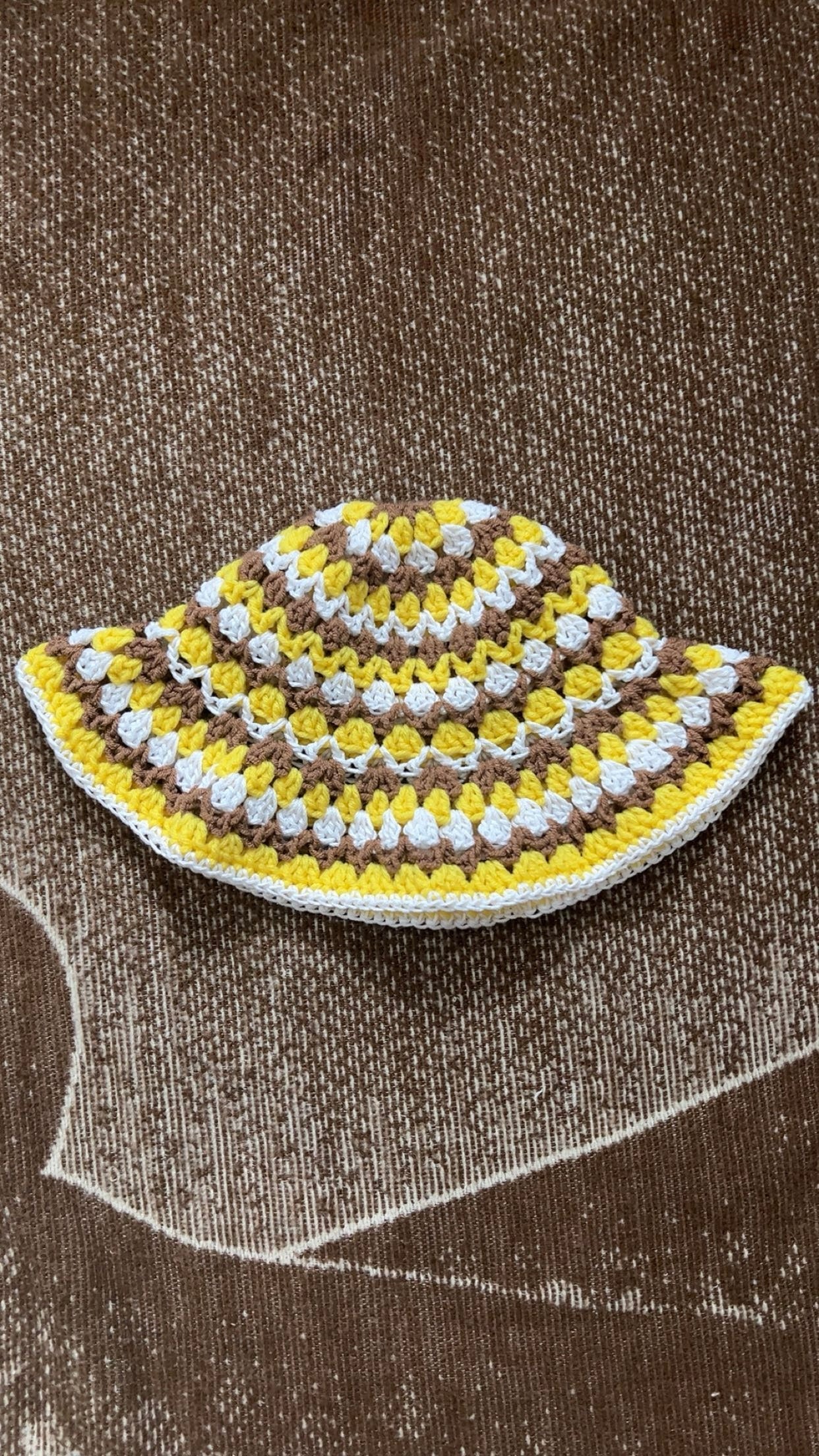 Bucket Hats 💛💖💜